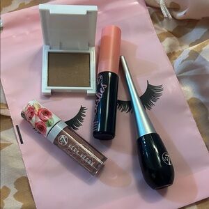 W7 Warm Brown Bronzer & Contour Kit — Creamy Matte Warm Brown